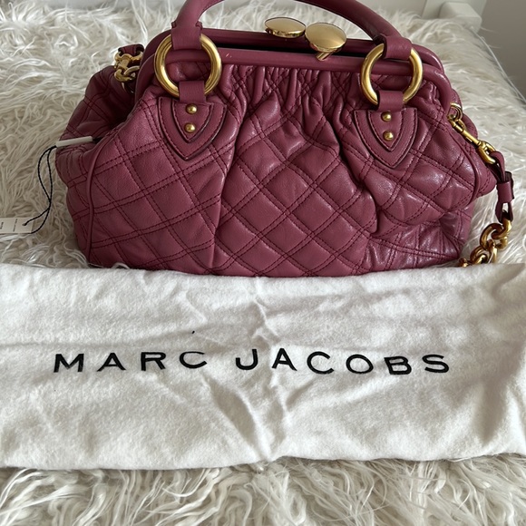 Marc Jacobs Quilted Leather Mini Stam Shoulder Bag PINK color ,looks like new - Picture 8 of 8